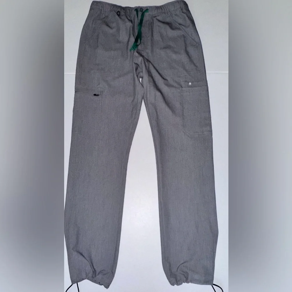 FIGS Men’s Technical Collection Pants Size Large
